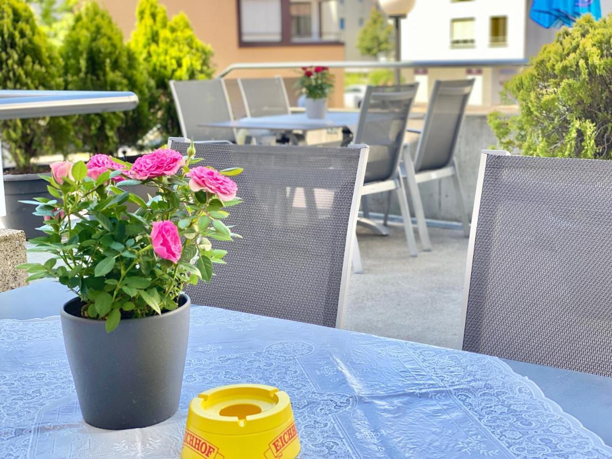 Hotel Hirschen Hinwil Buitenkant foto