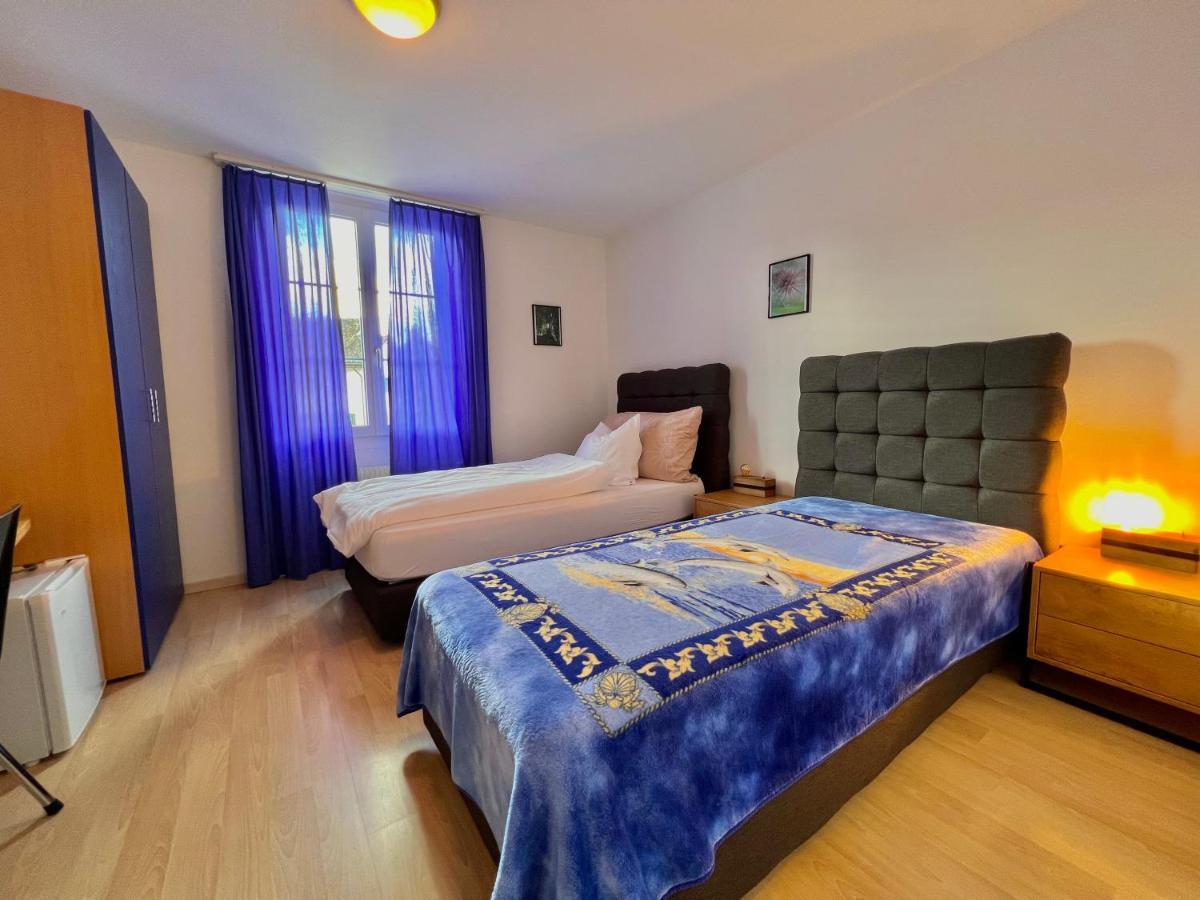 Hotel Hirschen Hinwil Buitenkant foto